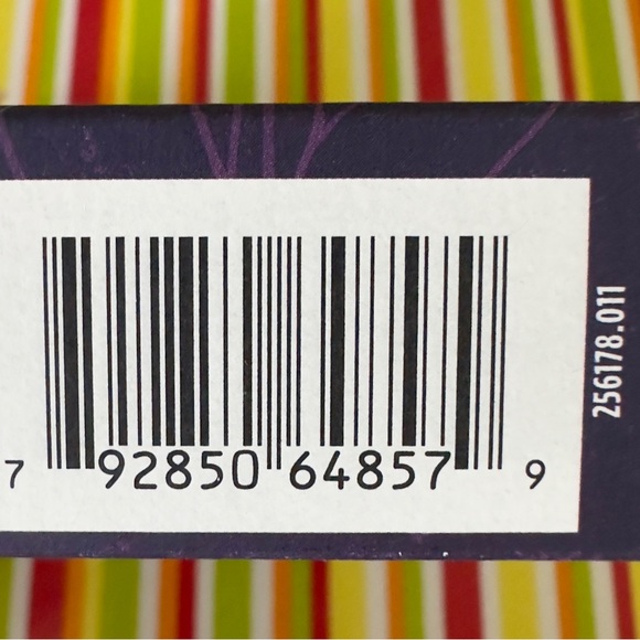 BURTS BEES Hand Cream Trio (3 tubes) Holiday Gift Set w/ shea butter NWT - Picture 4 of 4